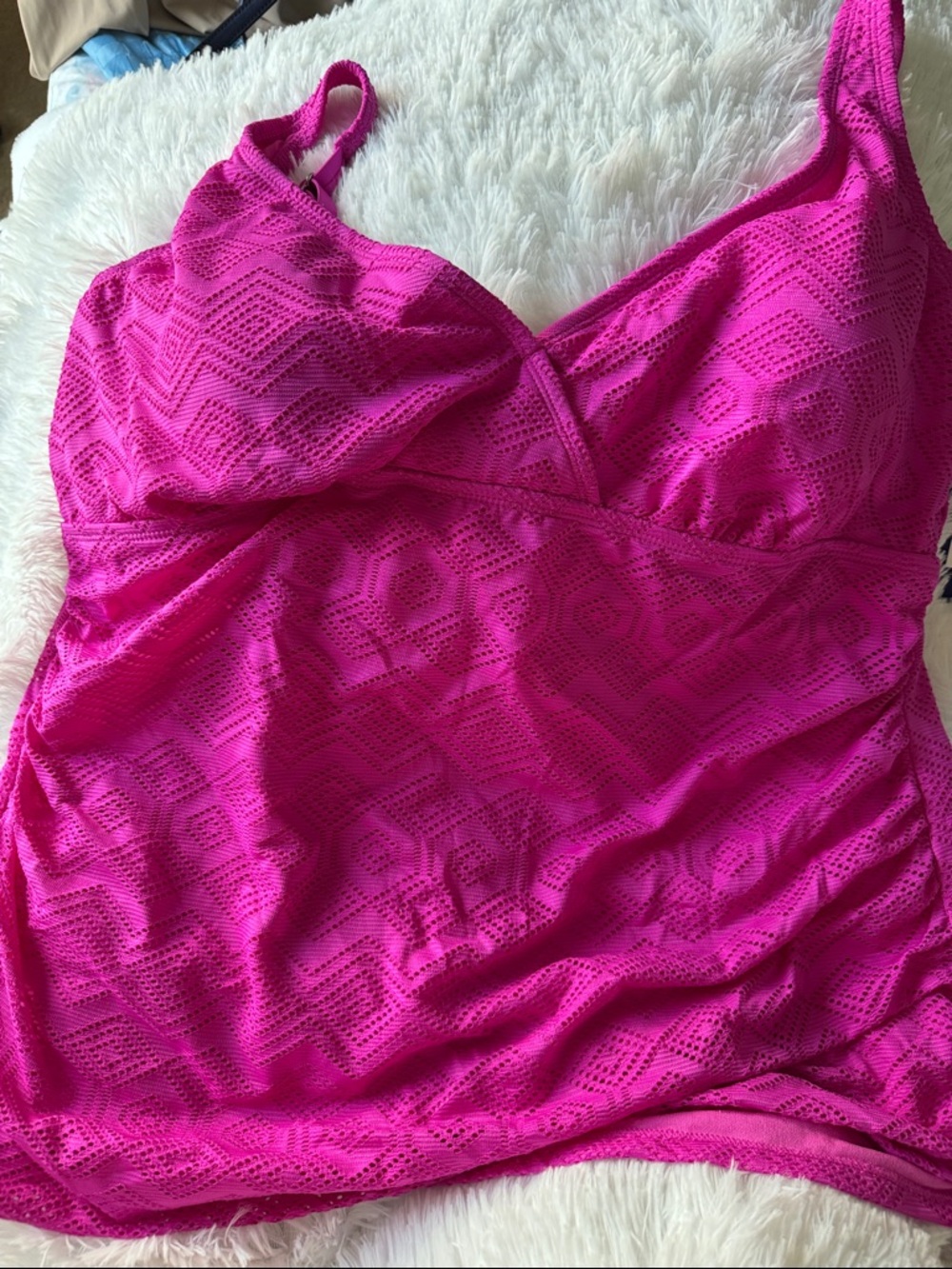Apt. 9 Bright Fuchsia Lace Tankini Top